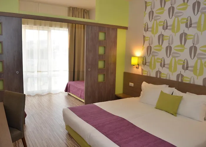 Aqua Nevis & Aqua Park Sluneční pobřeží