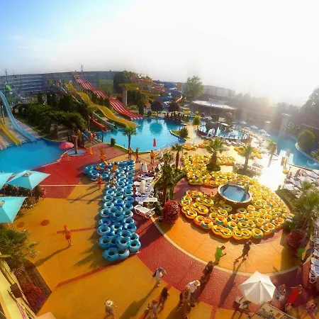 Aqua Nevis & Aqua Park 4*