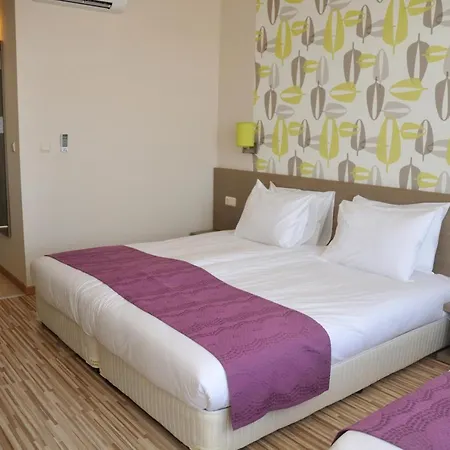 ホテル Aqua Nevis & Aqua Park 4*