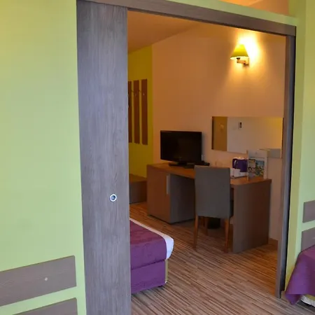 Aqua Nevis & Aqua Park 4*