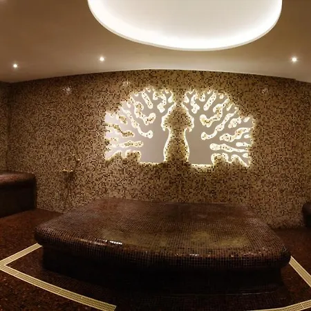 Aqua Nevis & Aqua Park