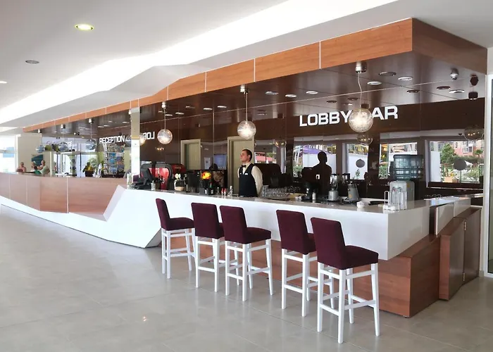 Aqua Nevis & Aqua Park מלון