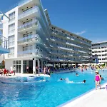 호텔 Aqua Nevis & Aqua Park 써니비치
