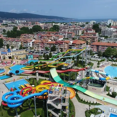 Aqua Nevis & Aqua Park 酒店