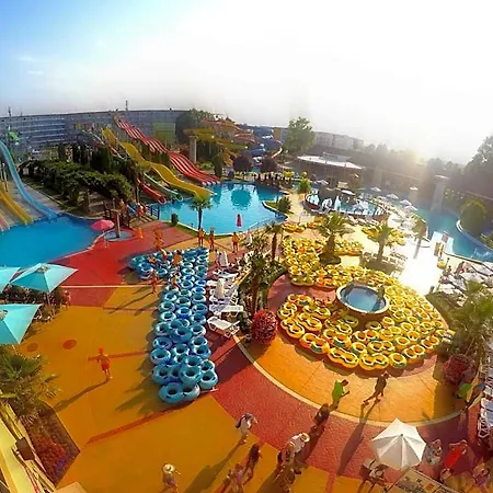 Aqua Nevis & Aqua Park Slăntjev Brjag