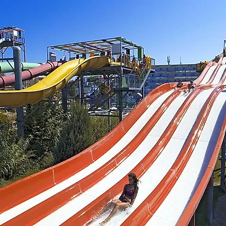 Aqua Nevis & Aqua Park Napospart