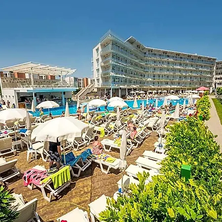 Szálloda Aqua Nevis & Aqua Park 3*