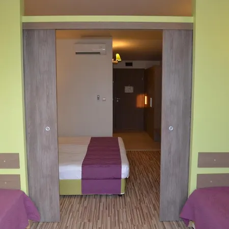 Aqua Nevis & Aqua Park 4* Sunny Beach