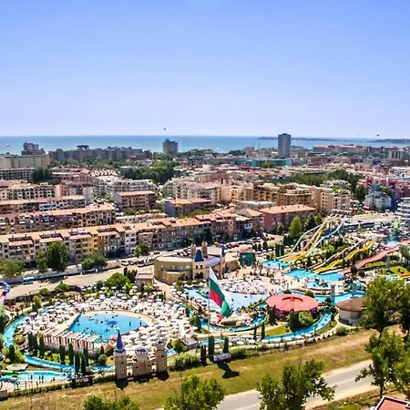 Aqua Nevis & Aqua Park מלון 3*
