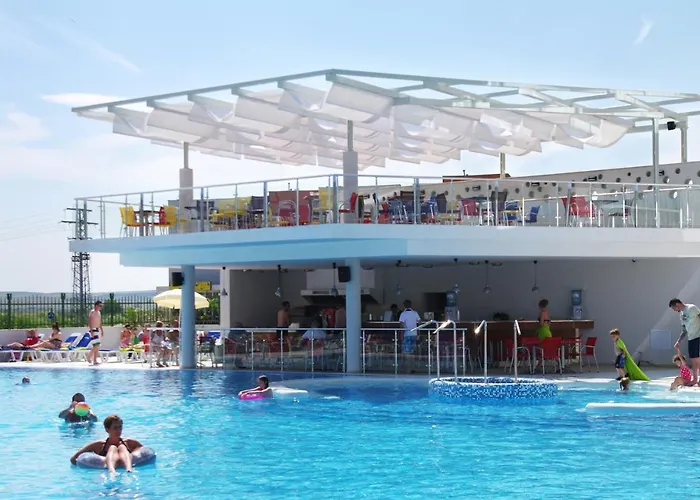 酒店 Aqua Nevis & Aqua Park