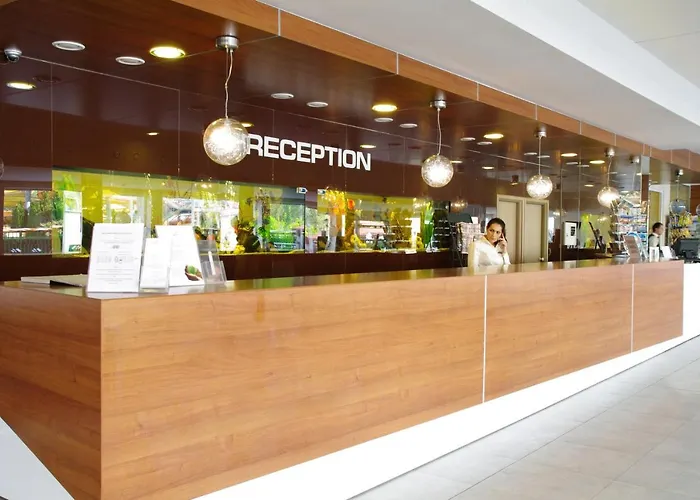 酒店 Aqua Nevis & Aqua Park 阳光海滩